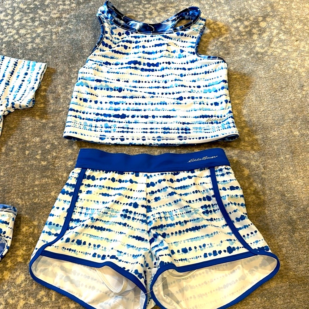 EDDIE BAUER 4 PIECE SET REVERSIBLE KIDS SIZE S 7/8 NWOT - Picture 4 of 13